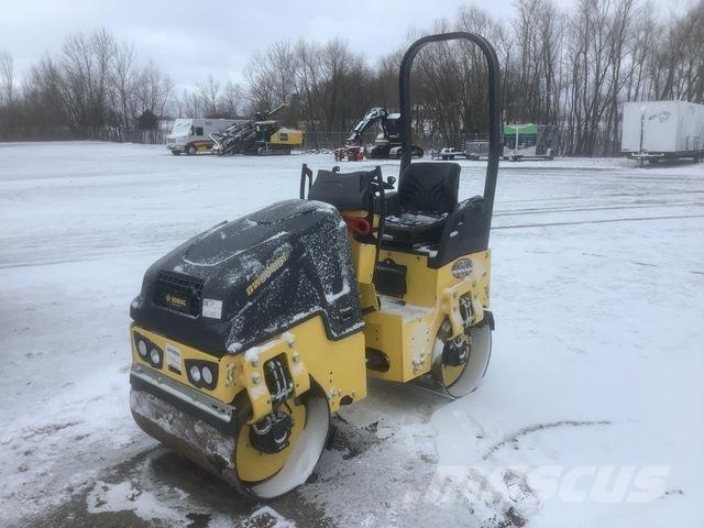 Bomag BW90AD-5 Porinių būgnų volai