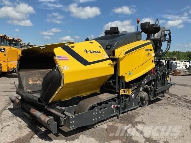 Bomag CR-820T Asfalto klotuvai