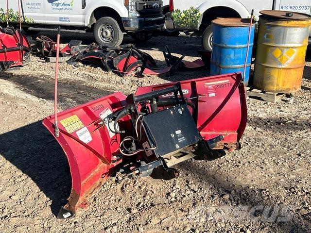 Boss XT Sniego peiliai ir valytuvai