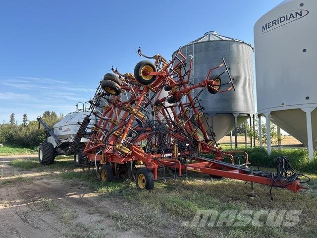 Bourgault 8810 Sėjimo technika