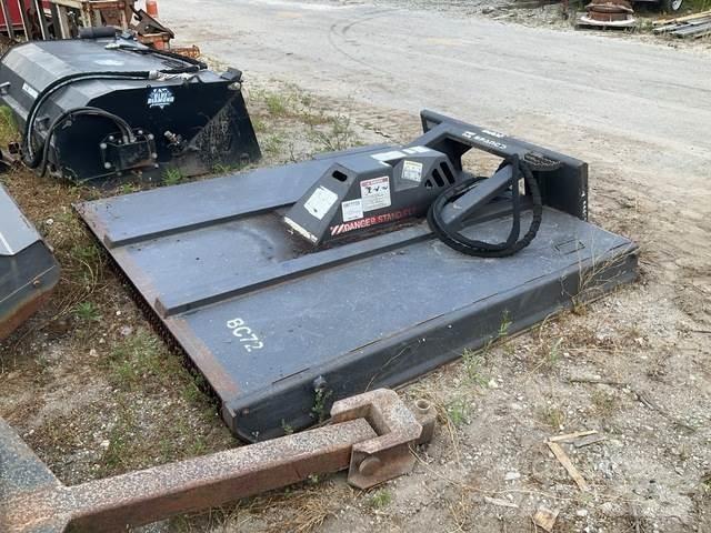 Bradco 15330 Sodo traktoriukai-vejapjovės