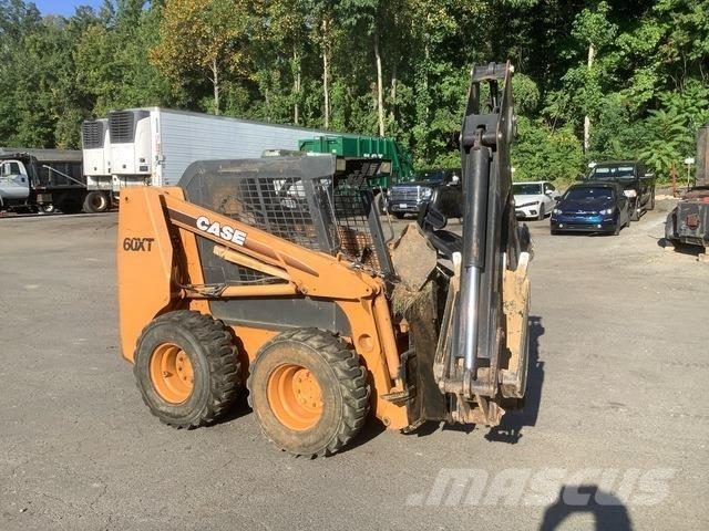 CASE 60XT Krautuvai su šoniniu pasukimu