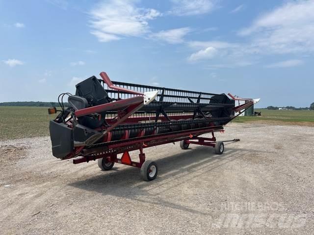 Case IH 1020 Derliaus nuėmimo kombainų galvos