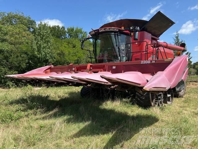 Case IH 2208 Derliaus nuėmimo kombainų galvos