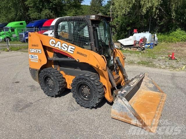 CASE SR175 Krautuvai su šoniniu pasukimu