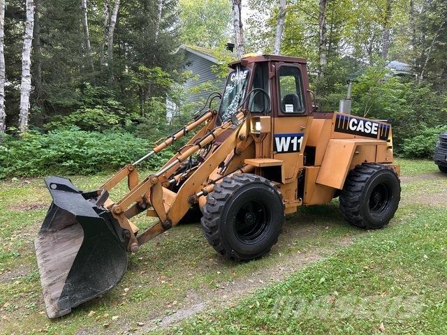 CASE W11 Naudoti ratiniai krautuvai