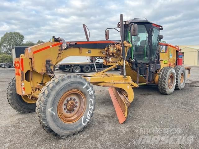 CAT 12M3 Greideriai
