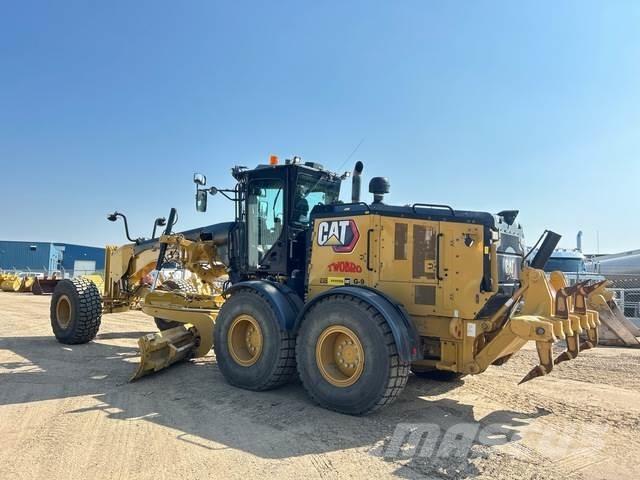 CAT 14 Greideriai