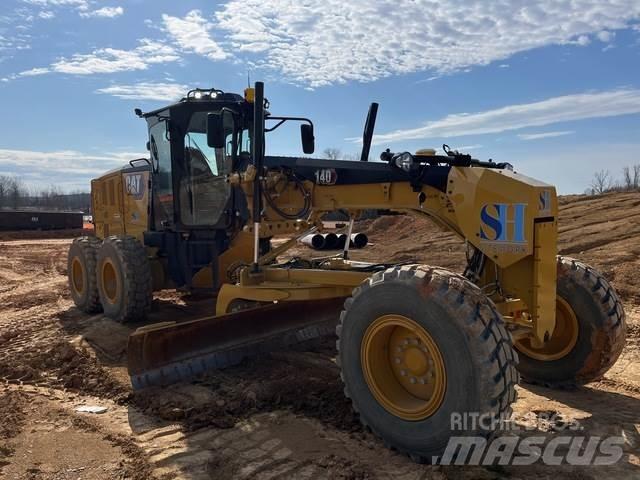 CAT 140 Greideriai