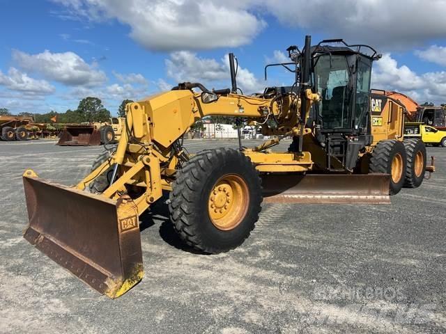 CAT 140M Greideriai
