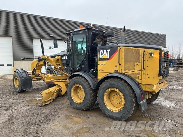 CAT 140M Greideriai