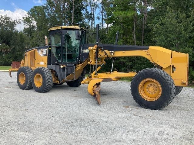 CAT 140M VHP Greideriai