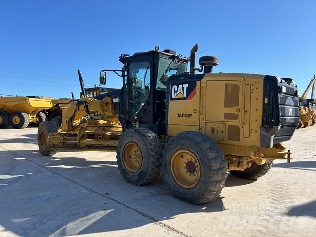 CAT 140M3 Greideriai