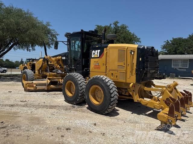 CAT 140M3 Greideriai