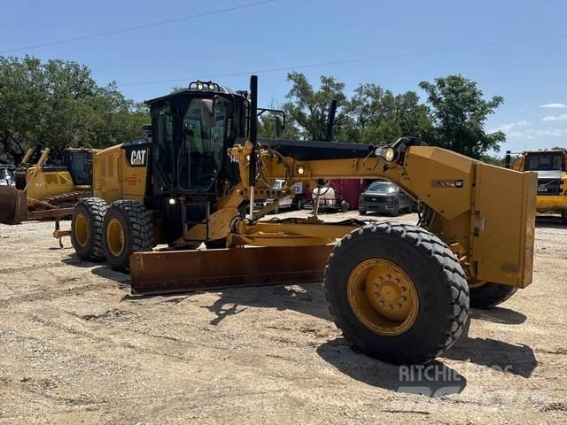 CAT 140M3 Greideriai