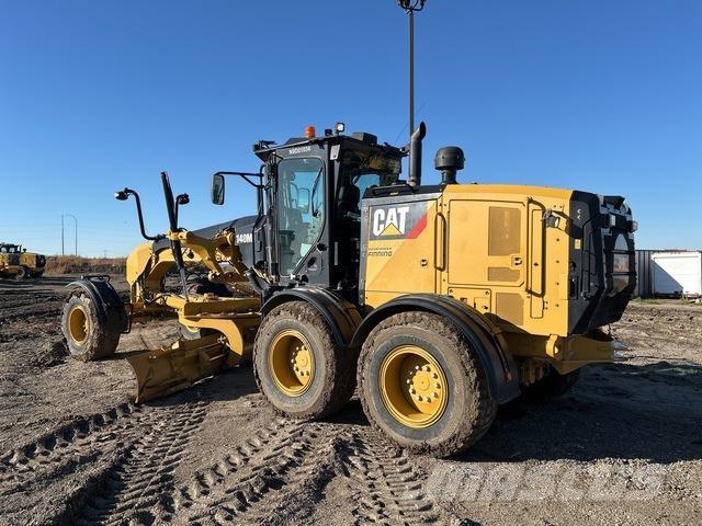 CAT 140M3 Greideriai