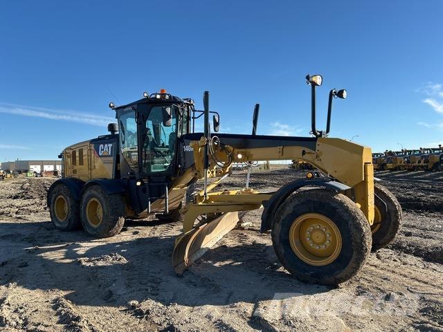 CAT 140M3 Greideriai