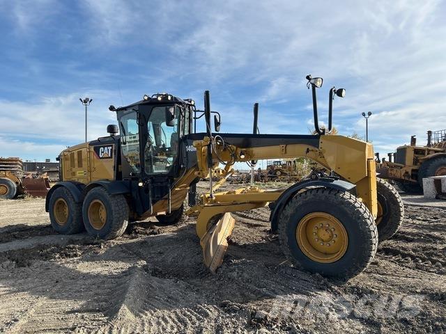 CAT 140M3 Greideriai