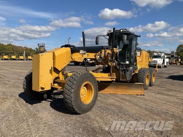 CAT 140M3 Greideriai