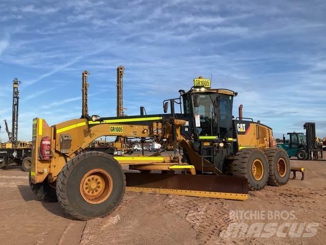 CAT 14M Greideriai