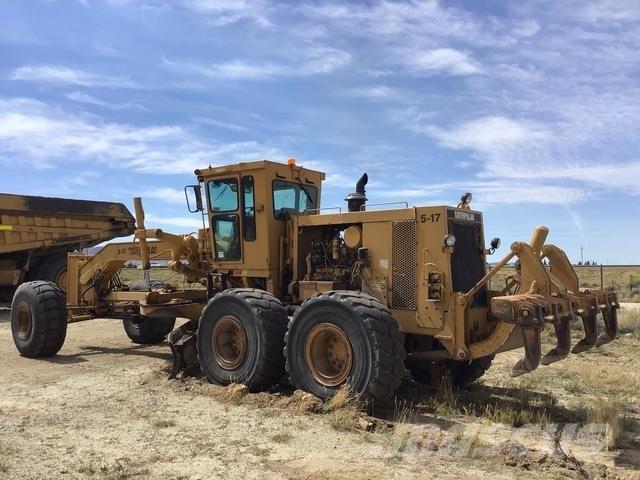 CAT 16G Greideriai