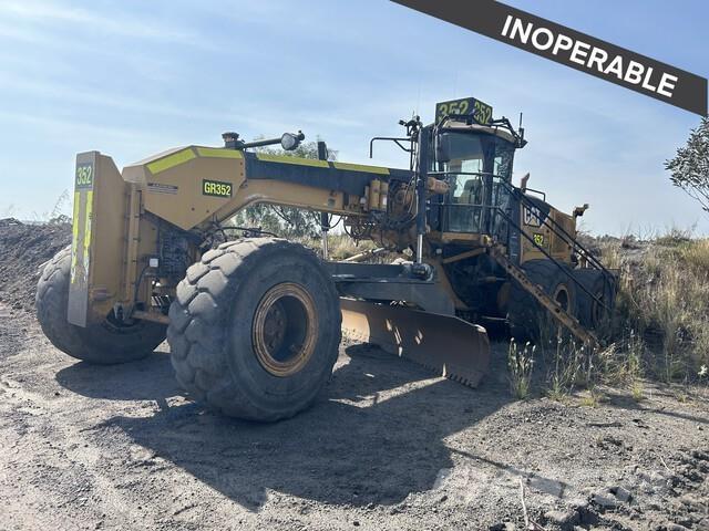 CAT 16M Greideriai
