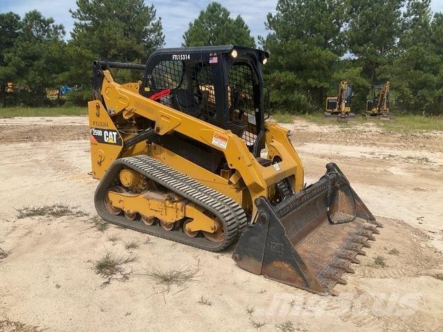 CAT 259D Krautuvai su šoniniu pasukimu
