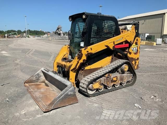 CAT 259D3 Krautuvai su šoniniu pasukimu