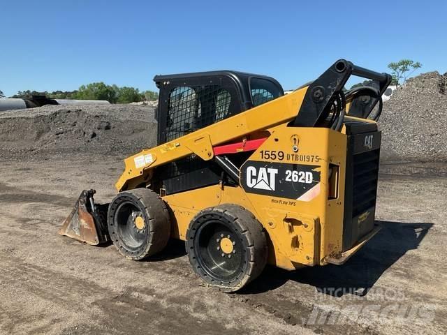 CAT 262D Krautuvai su šoniniu pasukimu