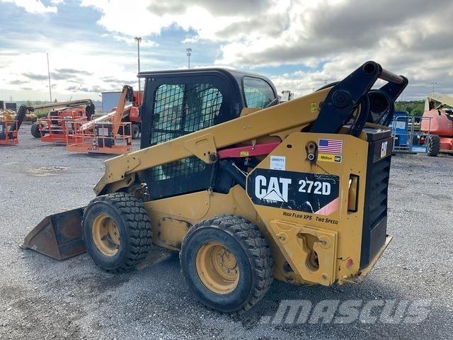 CAT 272D Krautuvai su šoniniu pasukimu