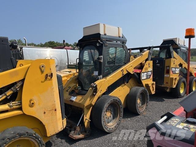 CAT 272D2XHP Krautuvai su šoniniu pasukimu