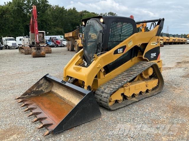 CAT 289C Krautuvai su šoniniu pasukimu