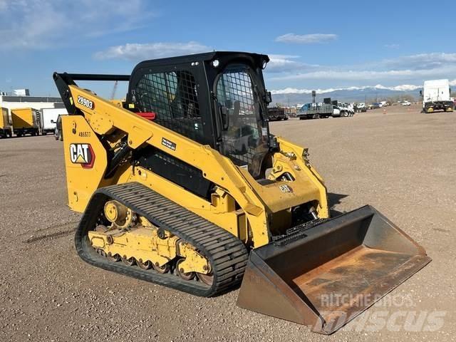CAT 289D3 Krautuvai su šoniniu pasukimu