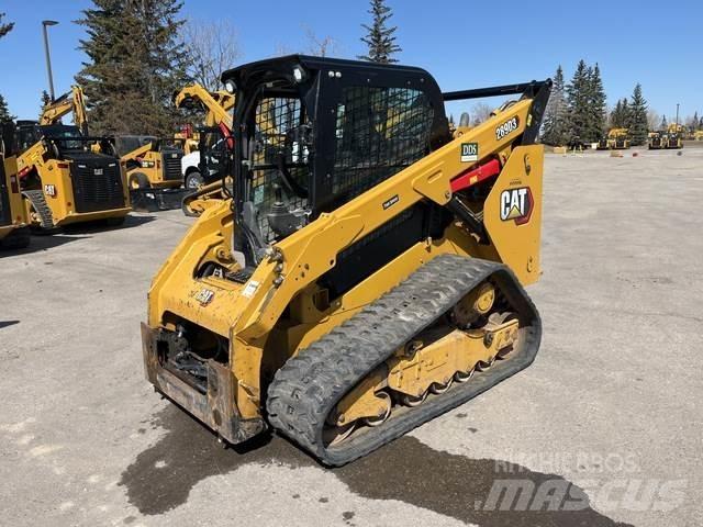 CAT 289D3 Krautuvai su šoniniu pasukimu