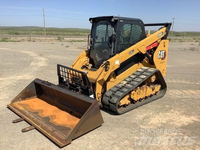 CAT 289D3 Krautuvai su šoniniu pasukimu