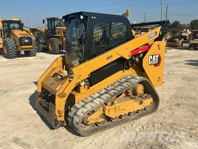CAT 289D3 Krautuvai su šoniniu pasukimu