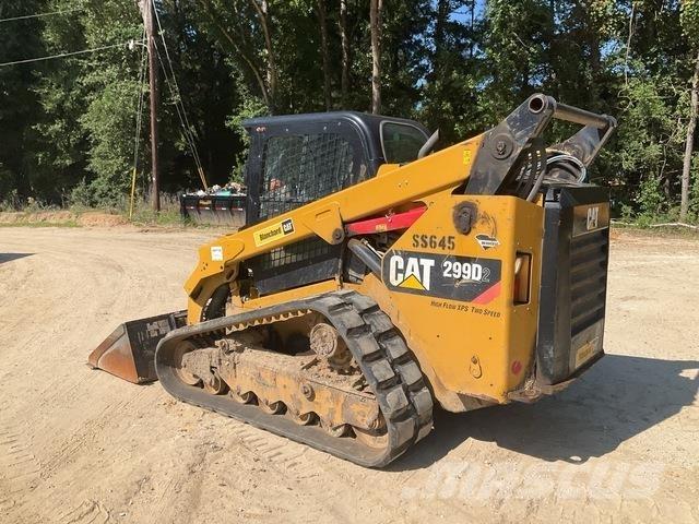 CAT 299D2 Krautuvai su šoniniu pasukimu