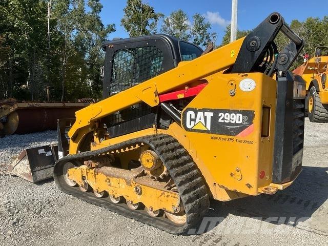 CAT 299D2 Krautuvai su šoniniu pasukimu
