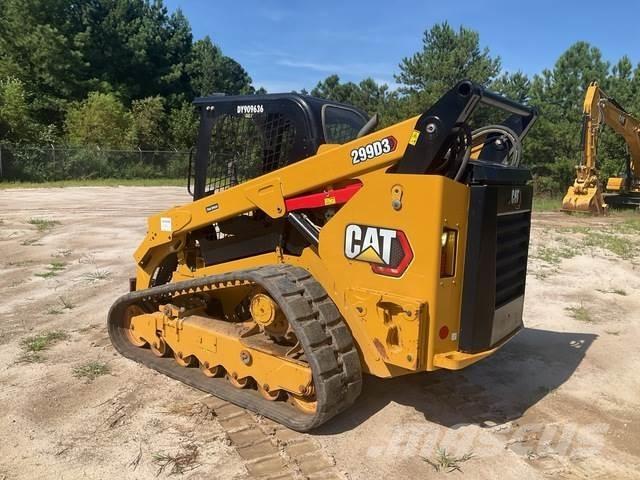 CAT 299D3 Krautuvai su šoniniu pasukimu