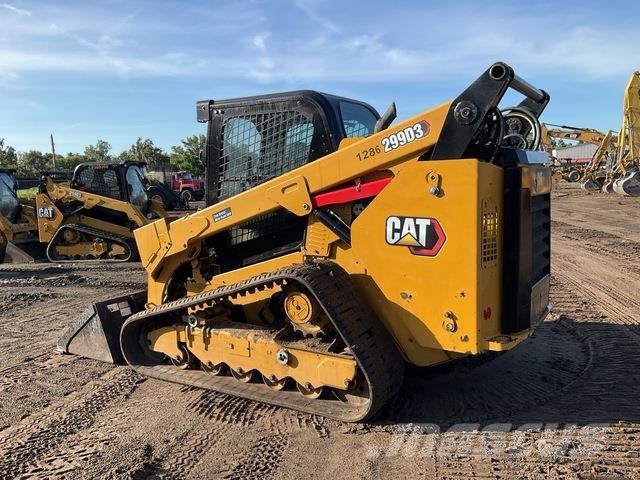 CAT 299D3 Krautuvai su šoniniu pasukimu