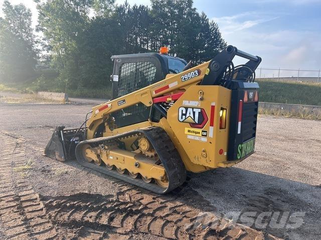 CAT 299D3 Krautuvai su šoniniu pasukimu