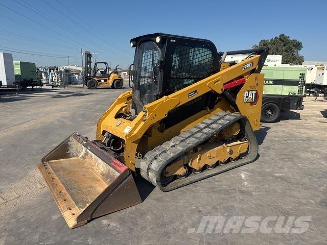 CAT 299D3 Krautuvai su šoniniu pasukimu