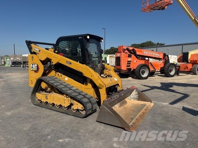 CAT 299D3 Krautuvai su šoniniu pasukimu