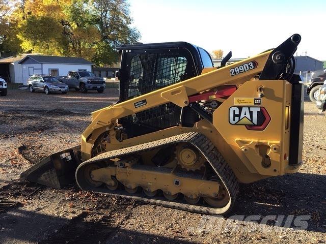 CAT 299D3 Krautuvai su šoniniu pasukimu