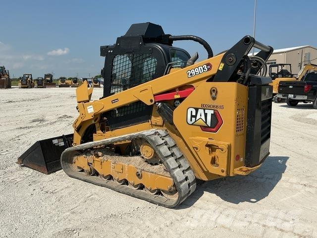 CAT 299D3XE Krautuvai su šoniniu pasukimu