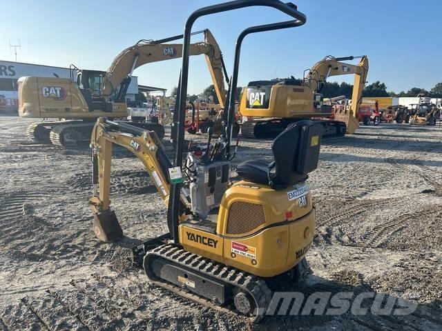 CAT 300.9D Vikšriniai ekskavatoriai