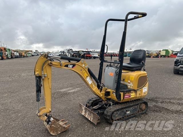 CAT 300.9D Vikšriniai ekskavatoriai