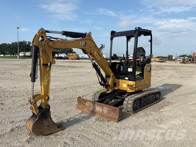 CAT 303 CR Vikšriniai ekskavatoriai