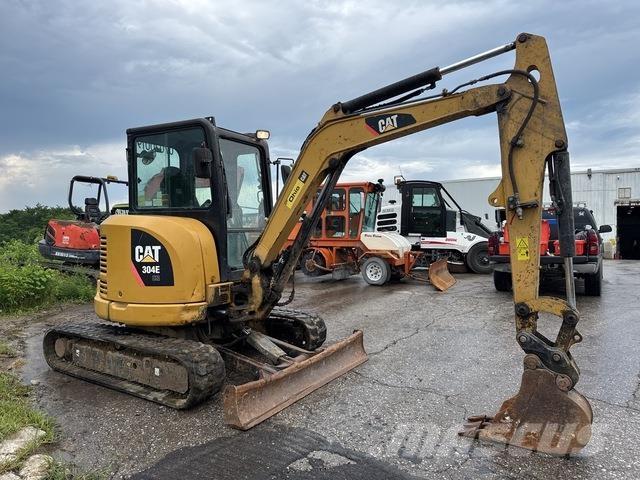CAT 304E Vikšriniai ekskavatoriai