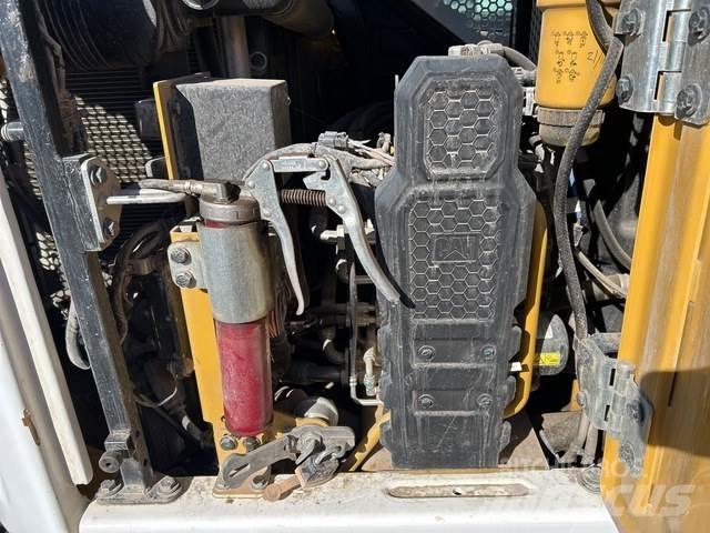 CAT 308CR Vikšriniai ekskavatoriai